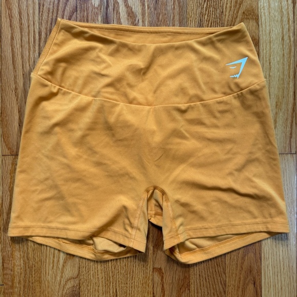 Orange gymshark workout lifting biker shorts size small - Picture 1 of 2